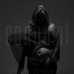 27-04-2006 Trijntje Oosterhuis at studio in Amsterdam, 
by order of Glossy Magazine. April 27, 2006.

[keywords]Posed, Half Length, Smiling, Pregnant[/keywords]